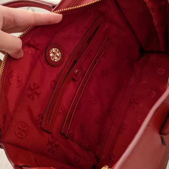 Tory Burch red Brody tote crossbody - Picture 10 of 15